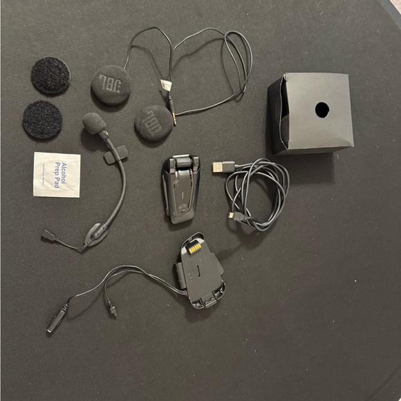 Cardo PackTalk BLACK - Picture 2 of 6